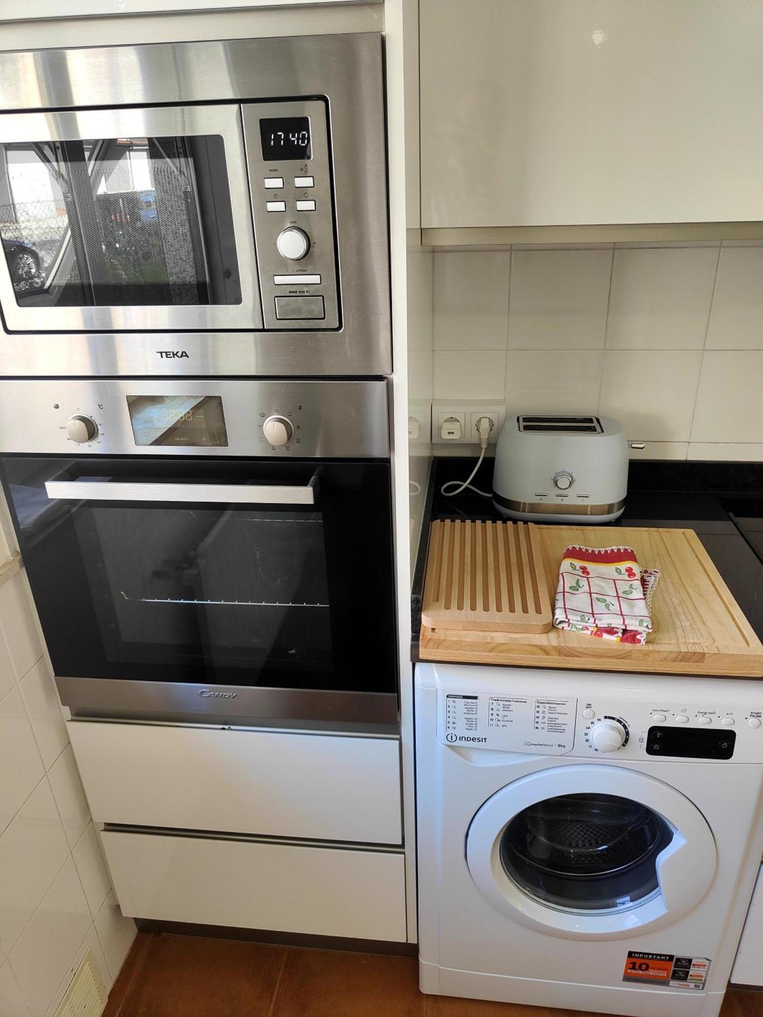 Chalet Con Wifi , Ps4 , Garaje, 5 Dormitorios, 3 Banos, Santiago de Compostella Buitenkant foto
